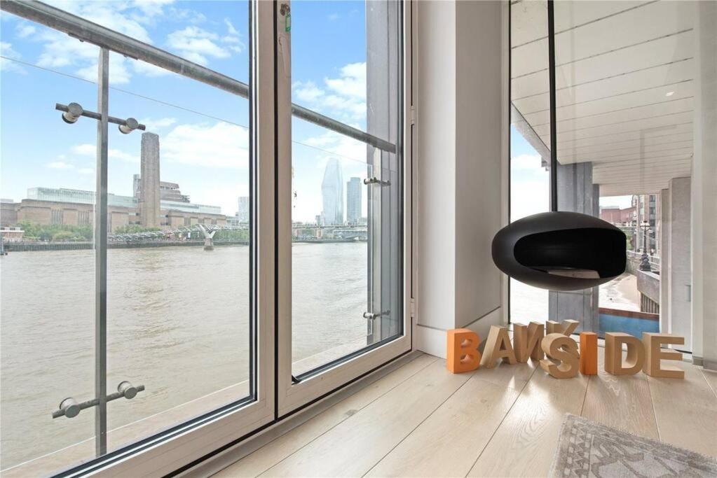 Modern Apartment In Central London By River Thames Extérieur photo