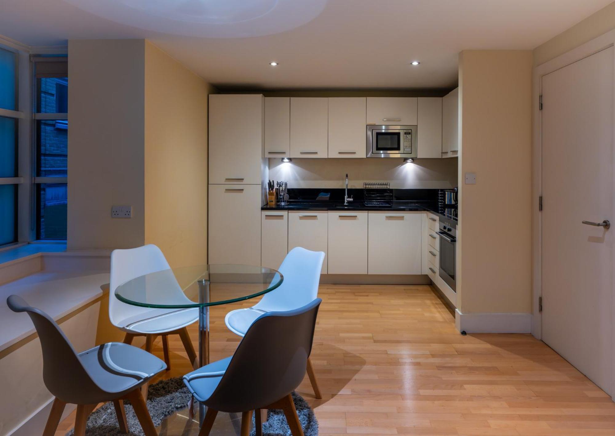 Modern Apartment In Central London By River Thames Extérieur photo